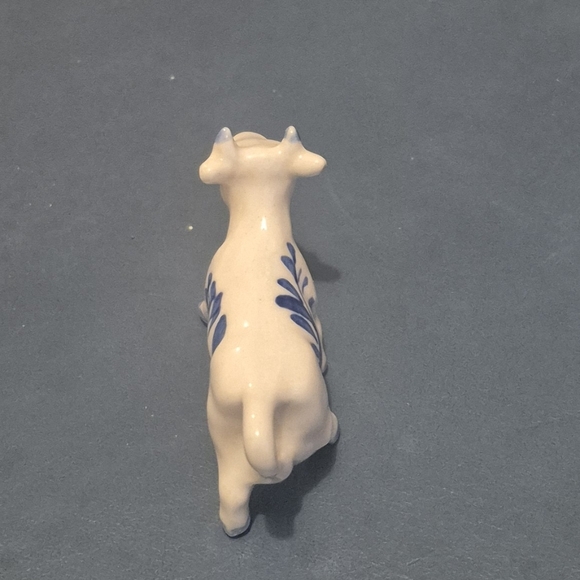 Vintage Delft Blue Porcelain Standing Cow - Picture 5 of 9
